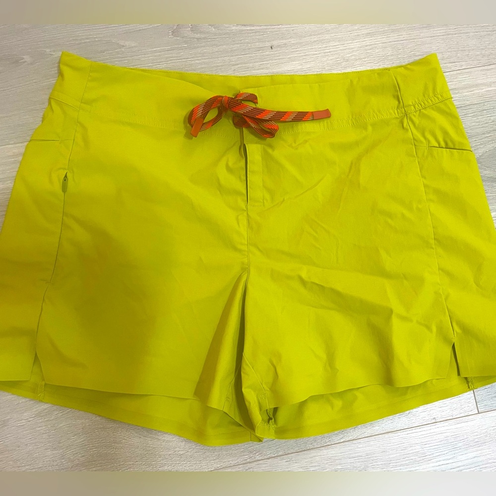 Title Nine Women’s Board Shorts size 12 Lime Green color